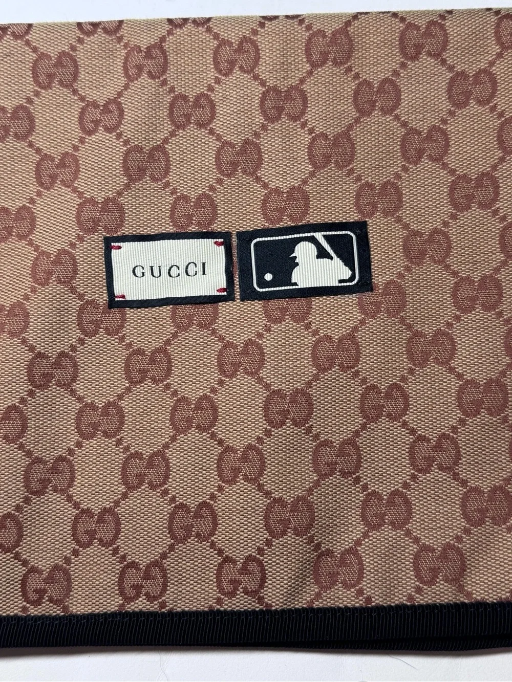 GUCCI LA GG MLB Dodgers LOGO CANVAS Slippers Size 9 US 7.5 UK Bag Box Packaging